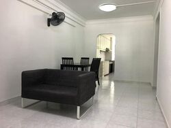 Blk 102 Jurong East Ville (Jurong East), HDB 3 Rooms #523125451